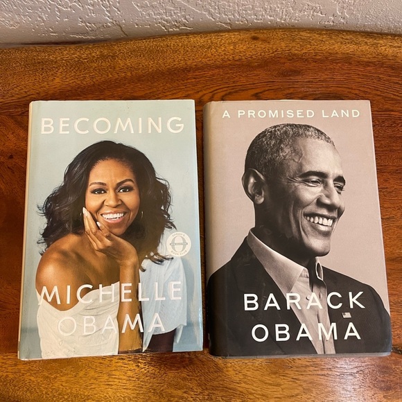 A Promised Land & Becoming Hardcover 2 Book Set of Barack and Michelle Obama - Picture 1 of 6